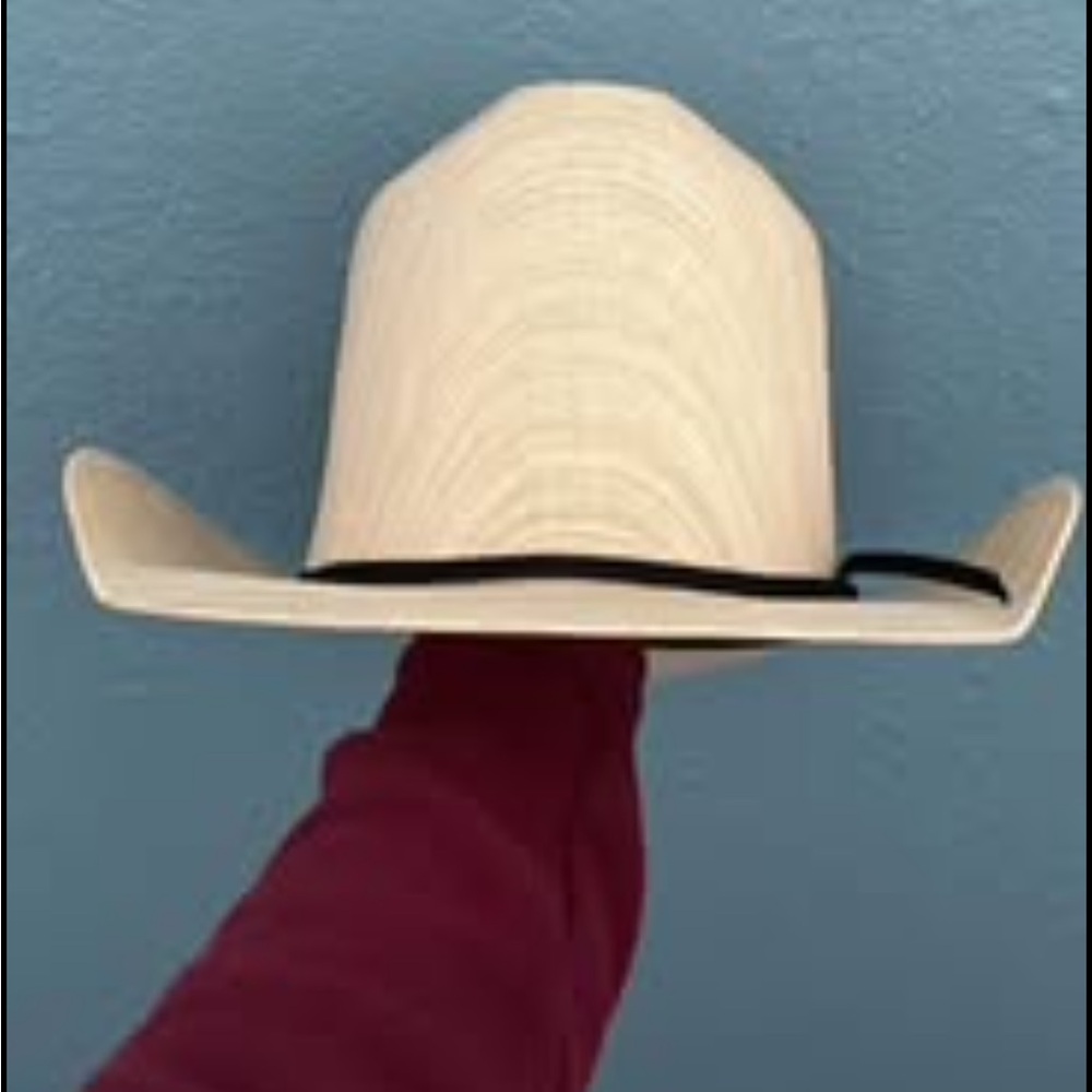 Talk Crown - Picture 2 of 3
